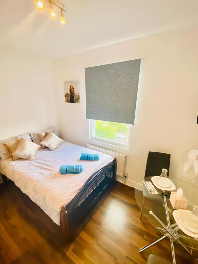 Appartamento One Bed Studio Flat In Central Londra Esterno foto