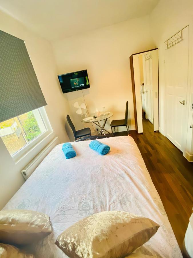 Appartamento One Bed Studio Flat In Central Londra Esterno foto
